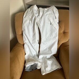 DC Women's White Ski & Snow Pants